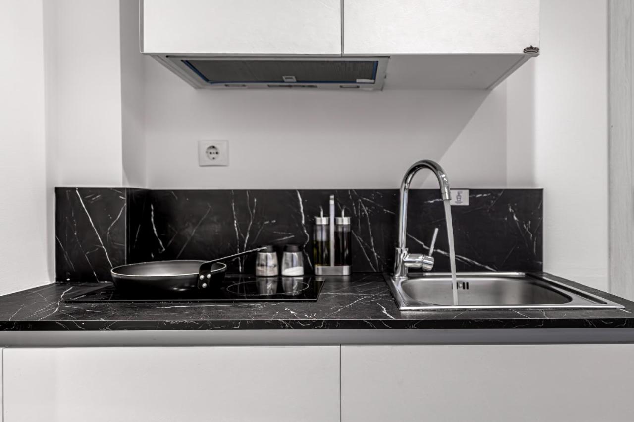 Kriel Suites By Liv Homes Athens Ngoại thất bức ảnh