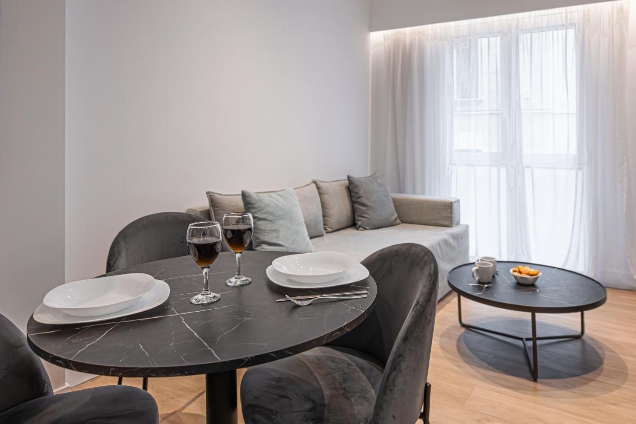Kriel Suites By Liv Homes Athens Ngoại thất bức ảnh