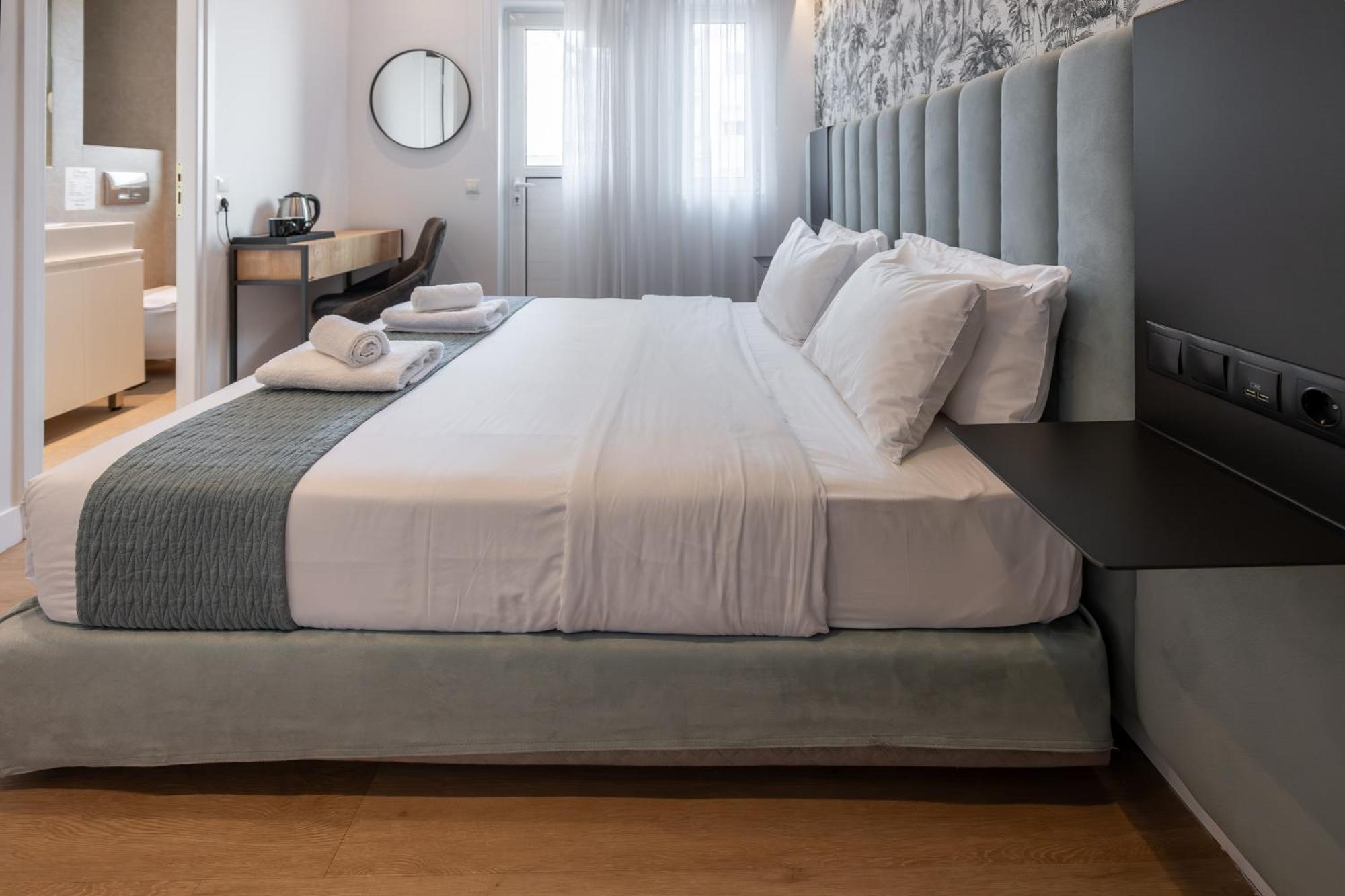 Kriel Suites By Liv Homes Athens Ngoại thất bức ảnh
