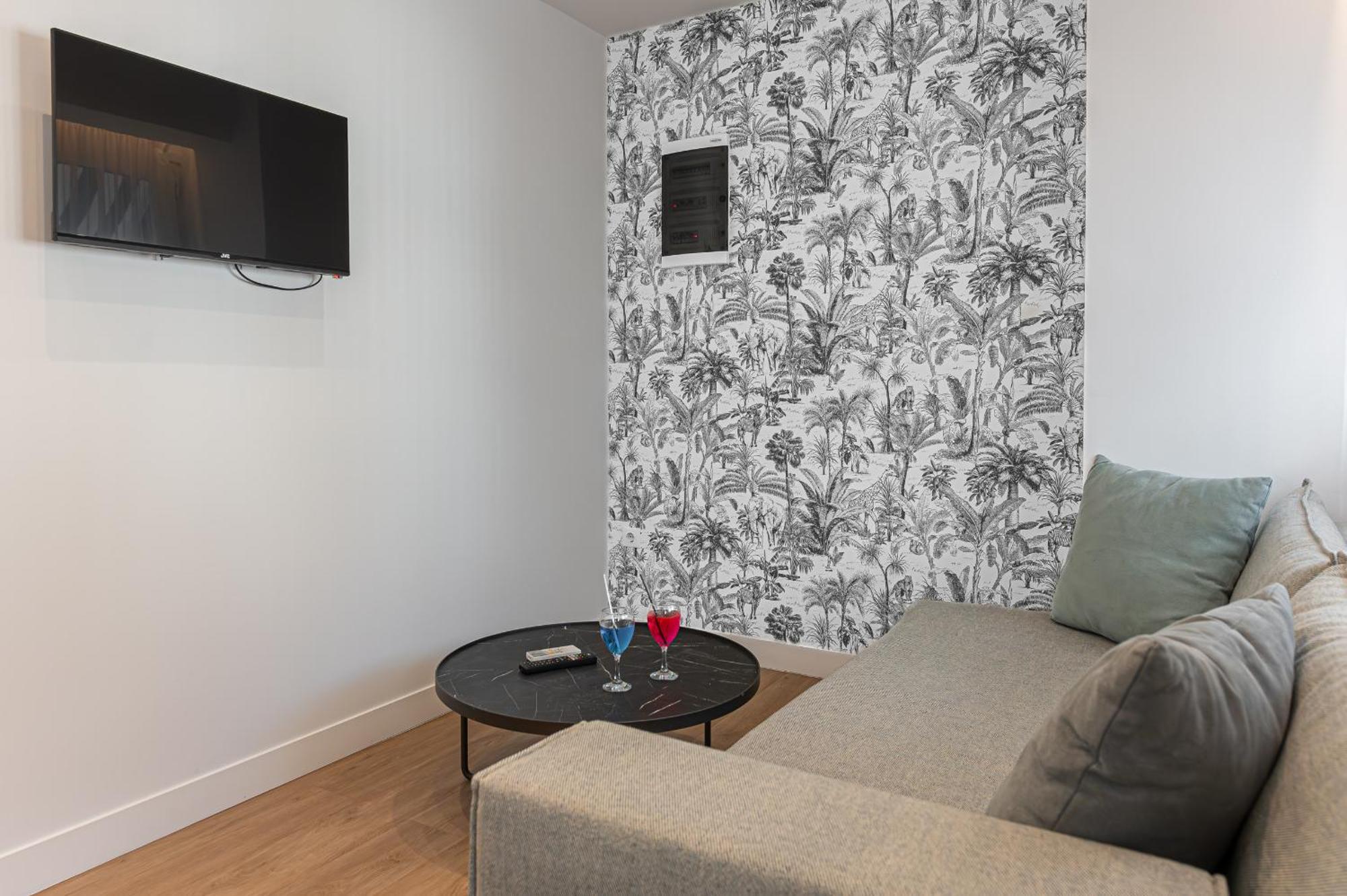 Kriel Suites By Liv Homes Athens Ngoại thất bức ảnh